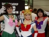 Mondstein, flieg und sieg! Alraravel, PrishyaRavel und Lillith cosplayen Sailor Moon!